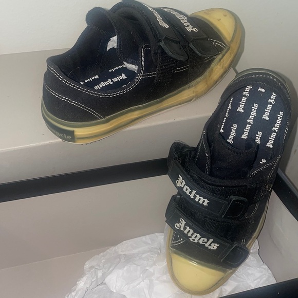 Palm Angels Velcro Vulcanized Sneaker 'Black' - Picture 2 of 5